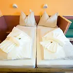 Jufa Hotel 3*